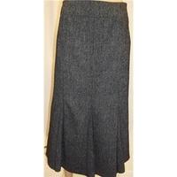 Steilmann Size 10 Black and White Mottled Woolen Skirt