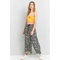 staring at stars floral boho crinkle culottes black white