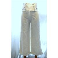 Sticky Fingers Size 8 White Flare Linen Trousers