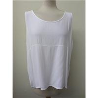 st michael ms marks spencer size 12 white vest