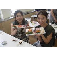 sushi making class with a professional chef in tsukiji