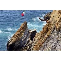 Sunset Dinner and Cliff Divers in Acapulco