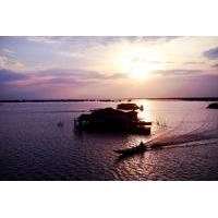 Sunset Dinner on Tonle Sap Lake with a Floating Village Tour