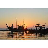 Sunset River Cruise and Basket Boat Rowing in Hoi An