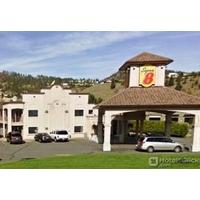 SUPER 8 KELOWNA BC