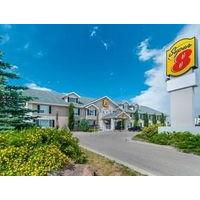 Super 8 Cochrane Ab
