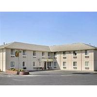 Super 8 Rock Port MO