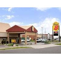 Super 8 Cambridge/Kitchener/Wate...