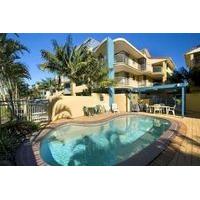 Surf Club Apartments