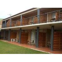 Sundowner Hotel Motel