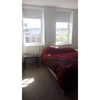 Sunny room in central.located apartment