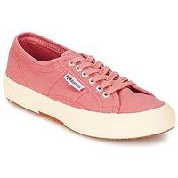 Superga 2750 CLASSIC women\'s Shoes (Trainers) in pink