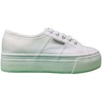 Superga 2790-AcotW women\'s Shoes (Trainers) in white
