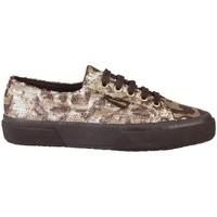 Superga S009Y70_2750_902_GOLDBRONZE women\'s Shoes (Trainers) in yellow