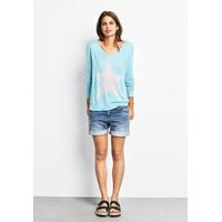 Summer Stella Jumper