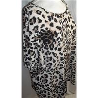 susan graver leopard print top size xxl