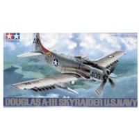 Tamiya Douglas A-1H Skyraider US Navy (61058)