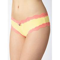 Tatiana contrast Brazilian briefs