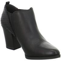 Tamaris Elea women\'s Low Ankle Boots in Black