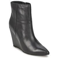 Ted Baker SKOVSKA women\'s Low Ankle Boots in black