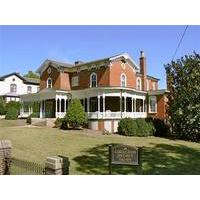 the carriage house inn bed breakfast