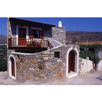 The Traditional Villas of Crete
