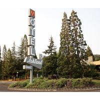 The M Ashland Motel