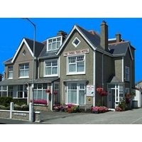 The Three Tees - Guest house