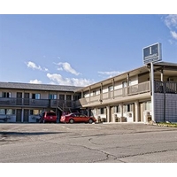 The Canterbury Inn of Downtown Invermere