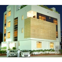 The Nangi\'s Pride By Real Worth Hotel