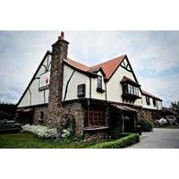The Honest Lawyer Country Pub and Accommodation