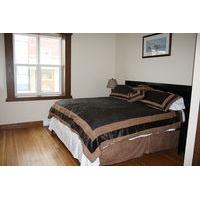 The Grizzly Den by Revelstoke Va...