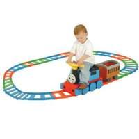 Thomas and Friends Battery Operated Train and 22 piece Track Set