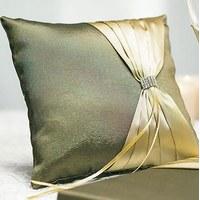 thymeless square ring cushion