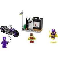 the lego batman movie 70902 catwoman catcycle chase