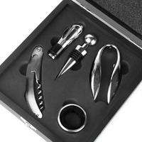 The Wine Connoisseur\'s Accessories Gift Set
