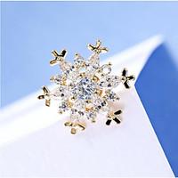 The Exquisite Zircon Snowflake Led The Needle With A Needle In The Collar