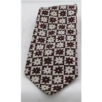 The Saville Row Tie Company cream & burgundy patterned tie