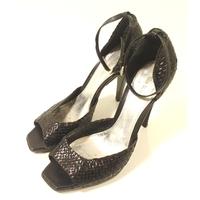 The Saddler Size 6 High Shine Black Woven Peep Toe Ankle Strap Heels