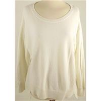 The White Company London Size S High Quality Soft and Luxurious Pure Cashmere White Oversized Jumper