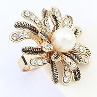 Tina -- European and American Fashion Pearl Ring in Party