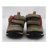 timberland size 3520 brown infant shoes