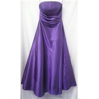 Tiffanys - Size: US 8 / UK 10 / EUR 38 - Purple - Strapless wedding dress