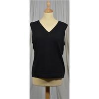 TM Lewin black vest TM Lewin - Size: L - Black - Jumper