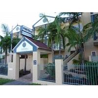 Toowong Inn & Suites