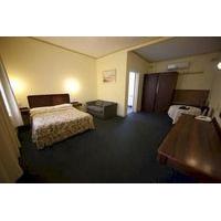 Town & Country Motel