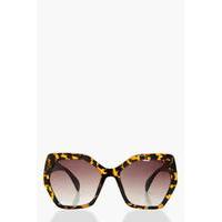 tortoise shell oversized sunglasses dark brown