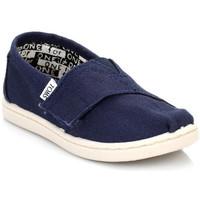 Toms Infant Navy Canvas Tiny Classic Espadrilles boys\'s Children\'s Shoes (Trainers) in blue