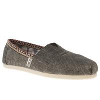 toms classic seasonal trim