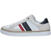 Tommy Hilfiger Fm0fm00353 Sneakers men\'s Shoes (Trainers) in white